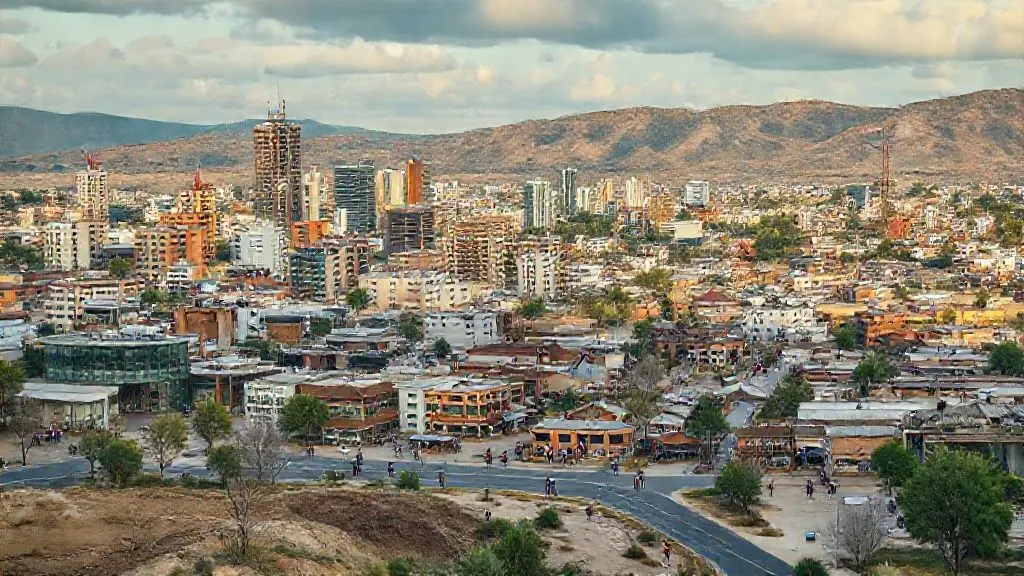 지역 소멸의 위기: 지속 가능한 성장을 위한 대안
