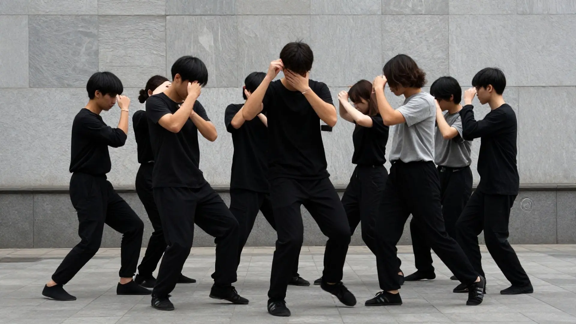 모두가 공유하는 '그림자 코드', 완벽한 박자로 움직이다