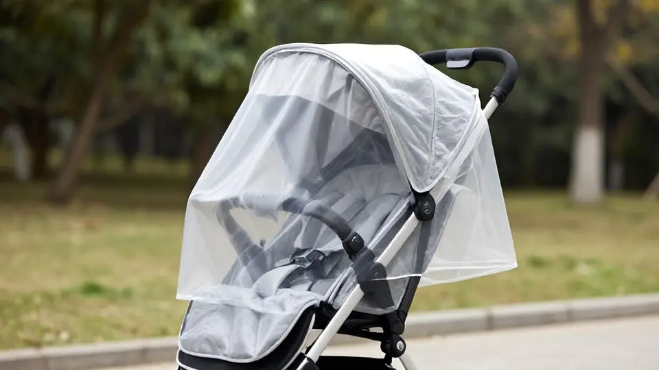 유모차를 아늑한 침실로 만드는 필수 아이템