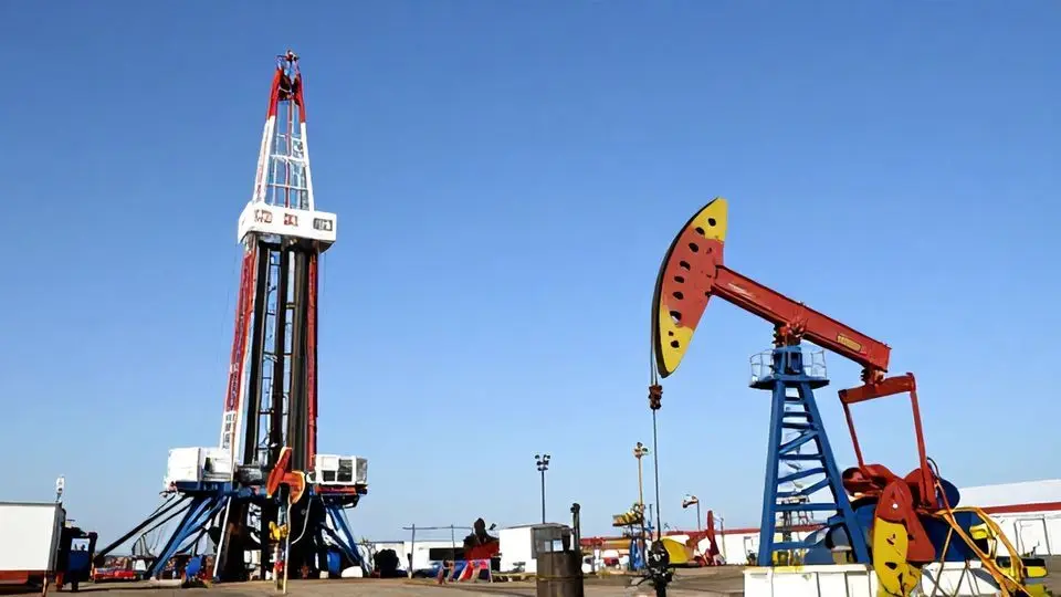 미국: '석유 초강대국'의 아이러니한 속사정