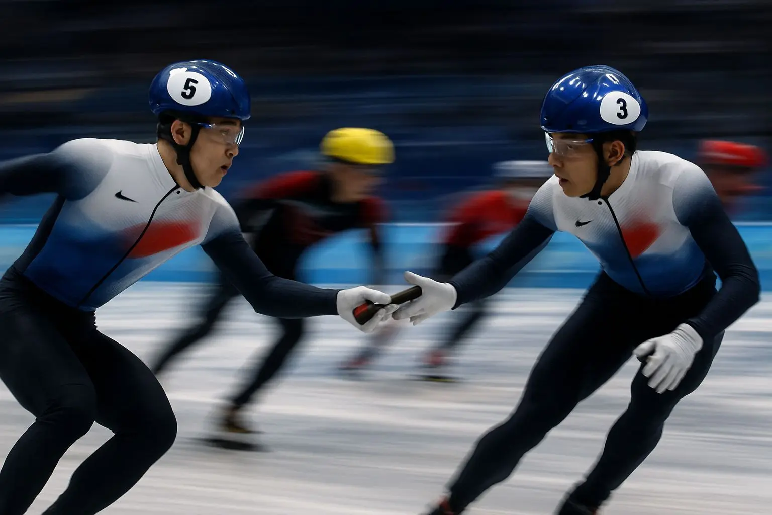 아픔을 딛고 일어선 올림픽의 감동적 승리