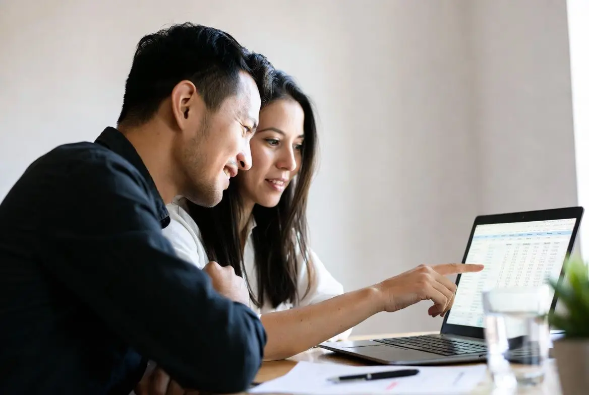 💰 결혼을 보는 시선: 자본과 현실의 만남