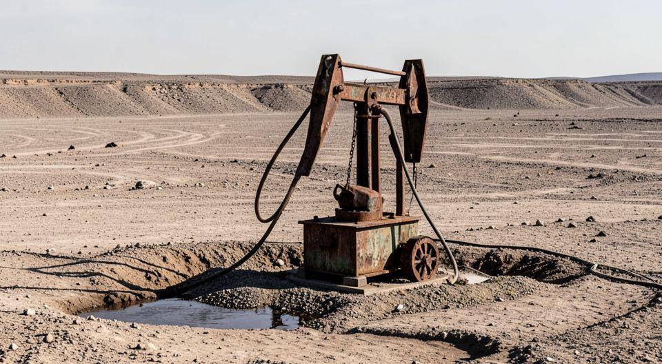 ⚙️ 마른 걸레 짜기: 더 이상 캘 기름이 없다?