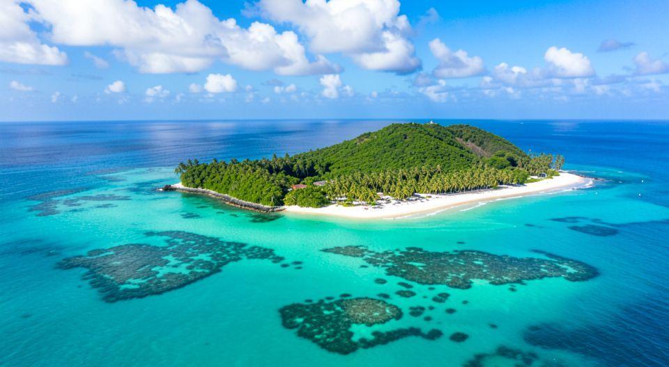 💡 미아코지마, 일본 최고의 에메랄드 바다를 품은 섬